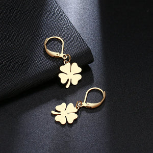 Clover Chic Dangle