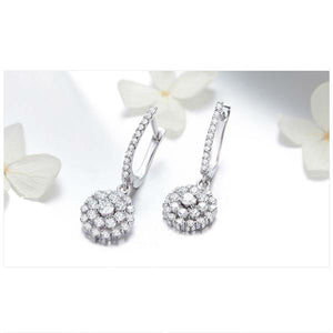 Shining Cubic Zircon
